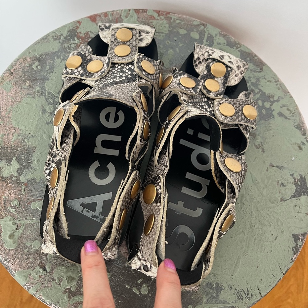 Acne Studios snake printed soft leather sandal - Picture 5 of 7